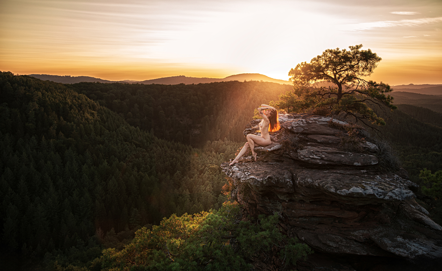 Sunset - Heidenfels - Felspfeiler / Nudeart und mehr - Model Freya 